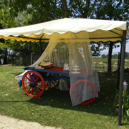 Agriturismo La Longa Alojamento de Turismo Rural Poirino